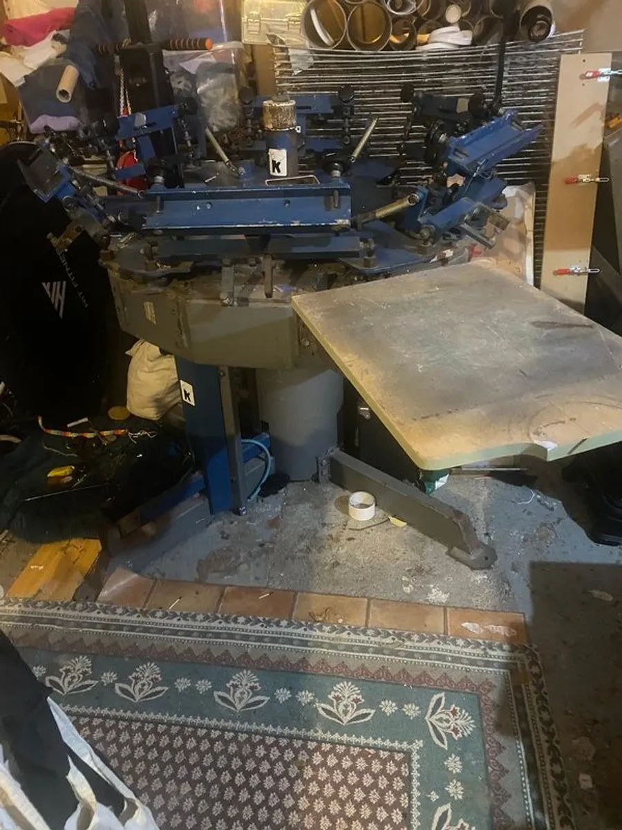 Kippax 6 station Screenprint Carousel - Image 1