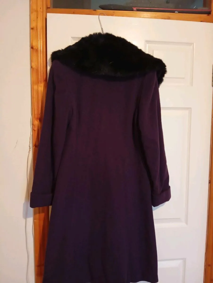 Plum colour coat with matching hat. - Image 1
