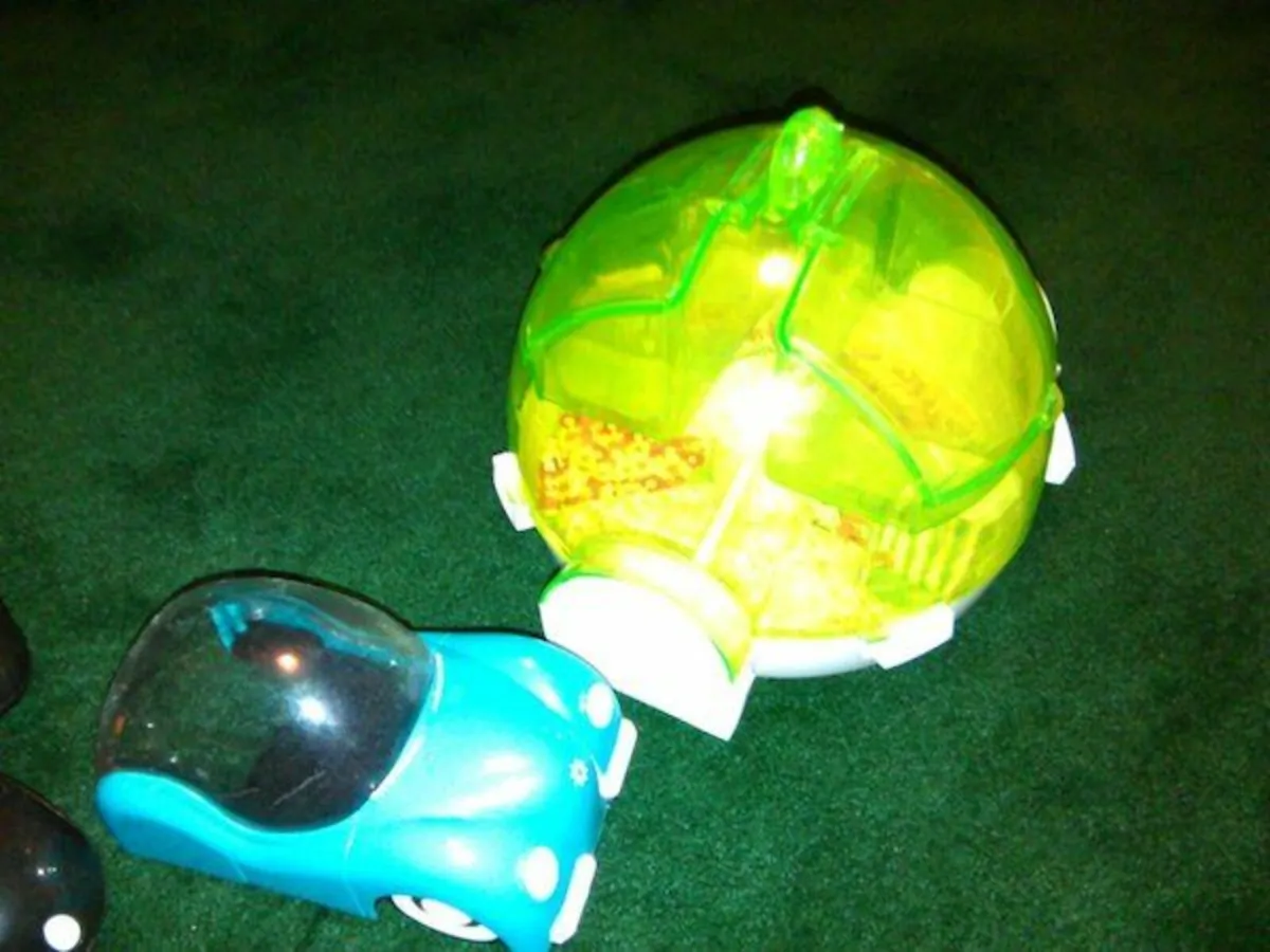 Zhu Zhu Pets a.k.a. Go Go Hamsters cars pets - Image 3
