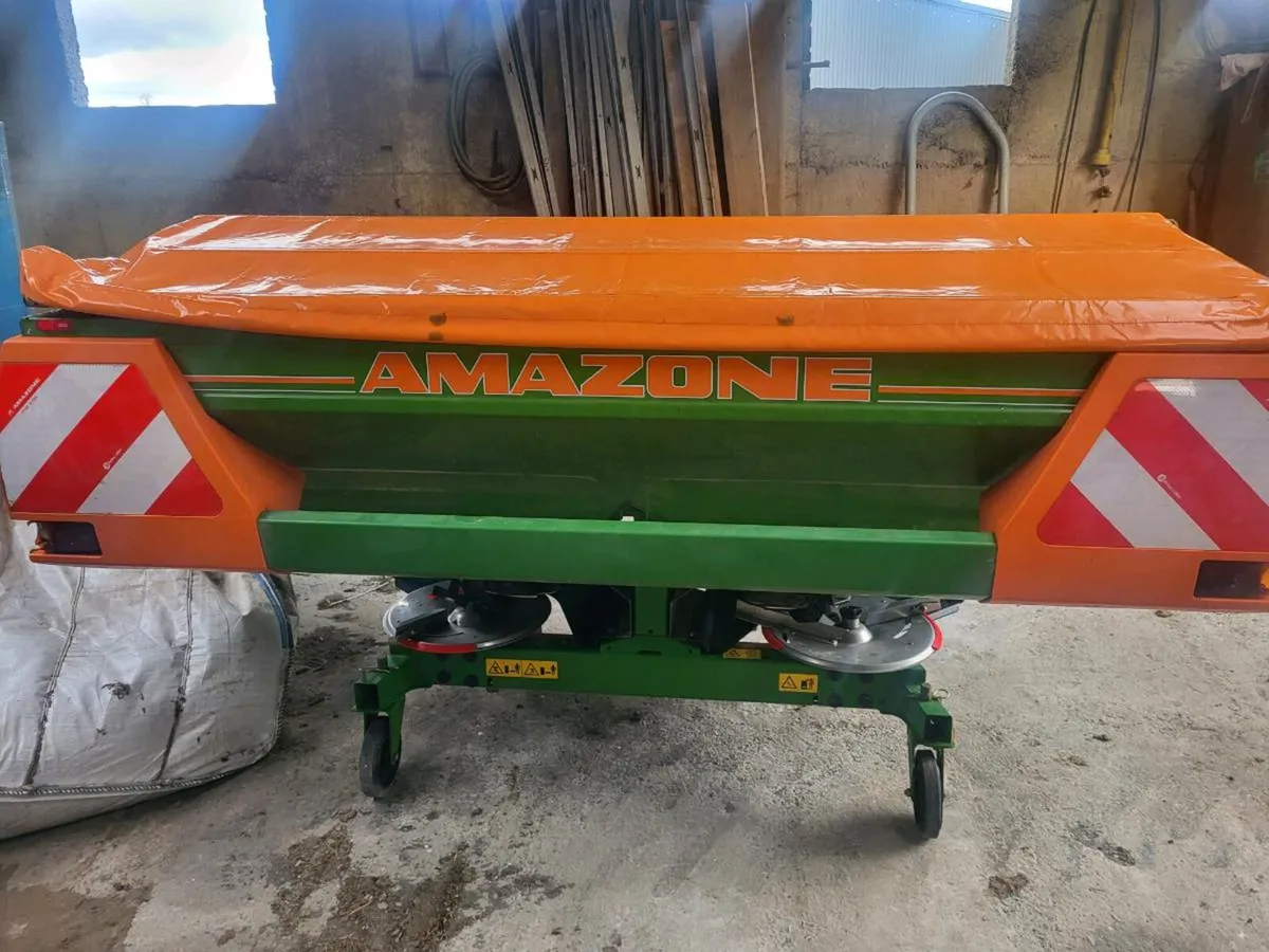 Fertiliser spreader - Image 4