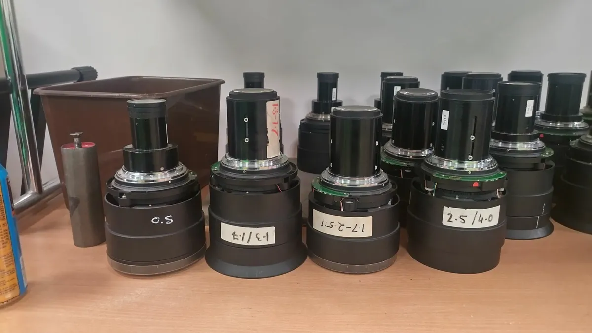 Barco Projector Lenses - Image 3
