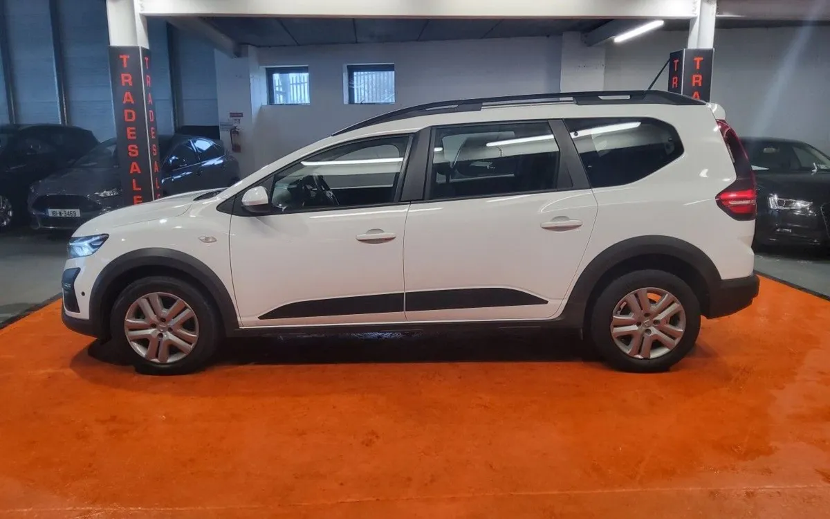 Dacia Jogger TCe 110 Comfort - Image 3