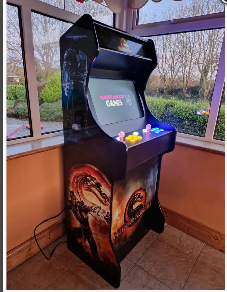 Arcade machine - Image 1