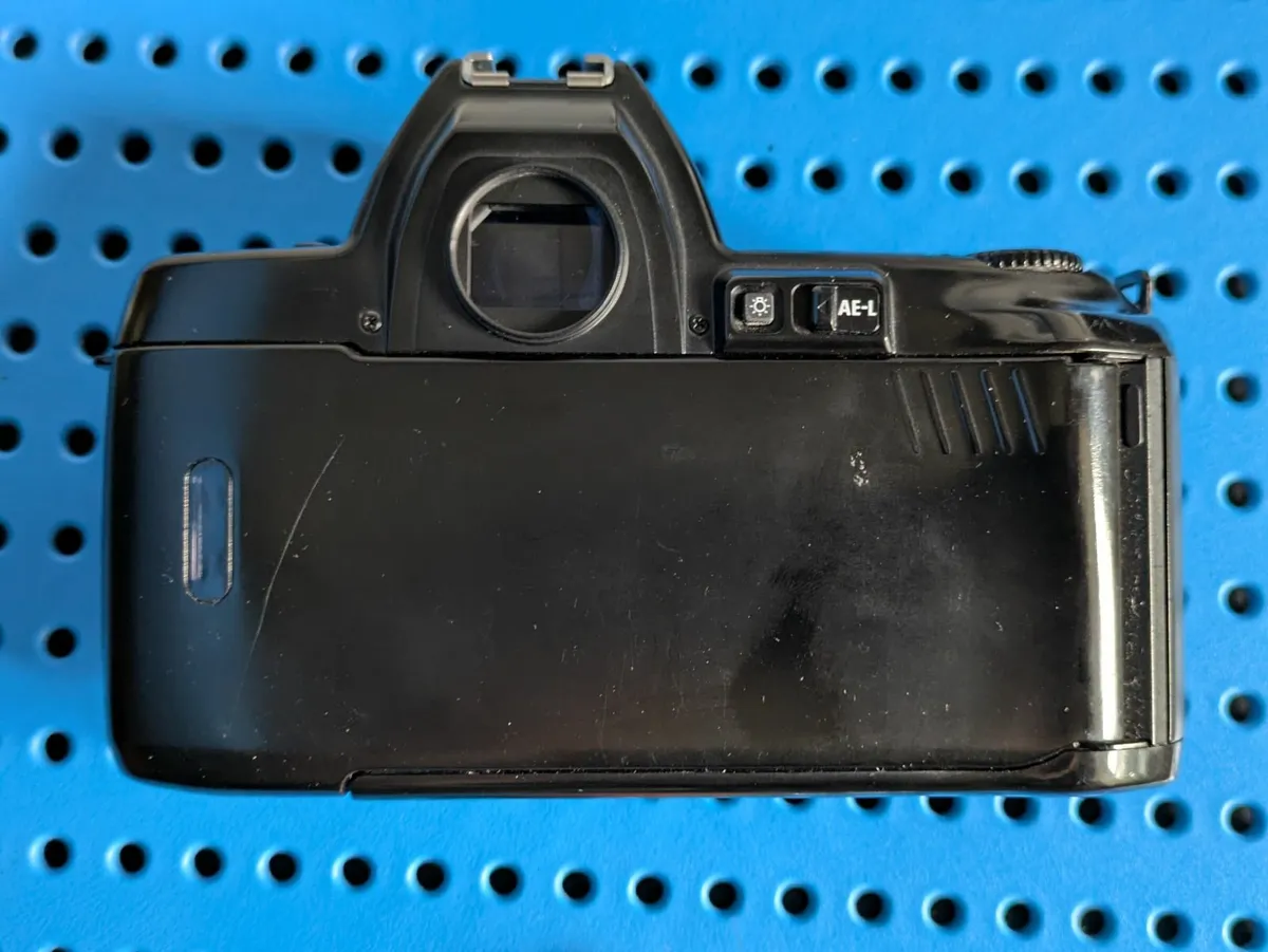 🎞️ Nikon F801s -  body only - Image 4