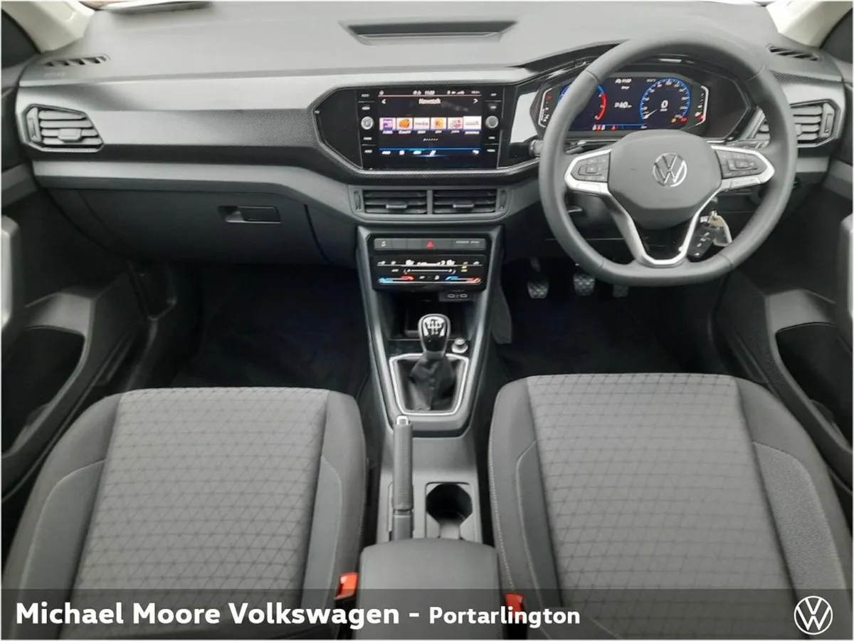 Volkswagen T-Cross LIFE 1.0TSI 95HP M5F - Image 3