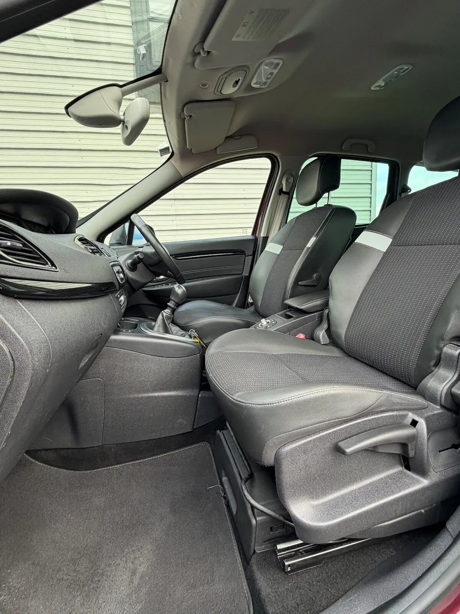 Grand Scenic –7 Seater | Low KMS | Taxed & Tested - Image 4