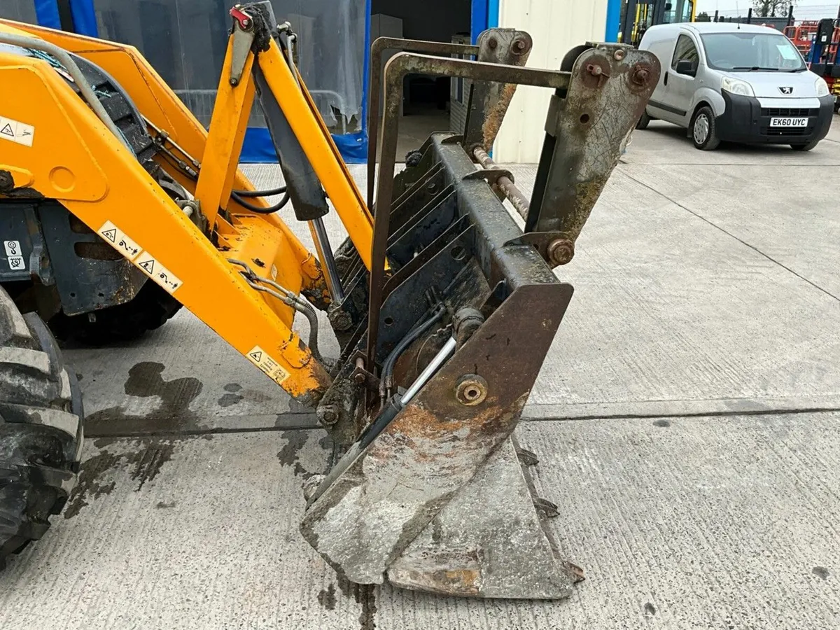 TEREX 860SX 4WD BACKHOE LOADER - Image 3