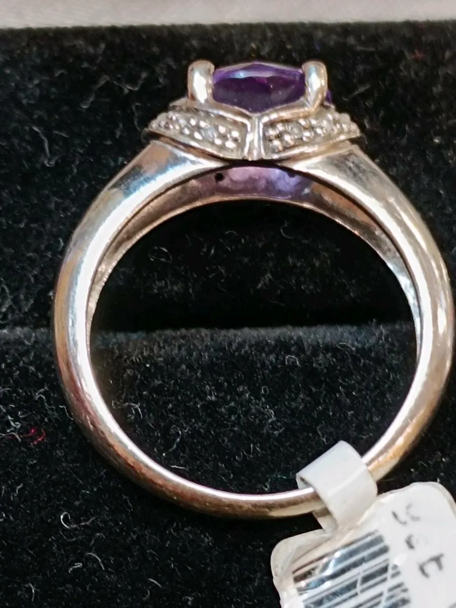 Amethyst & Diamond Ring, 9k White Gold - Image 3