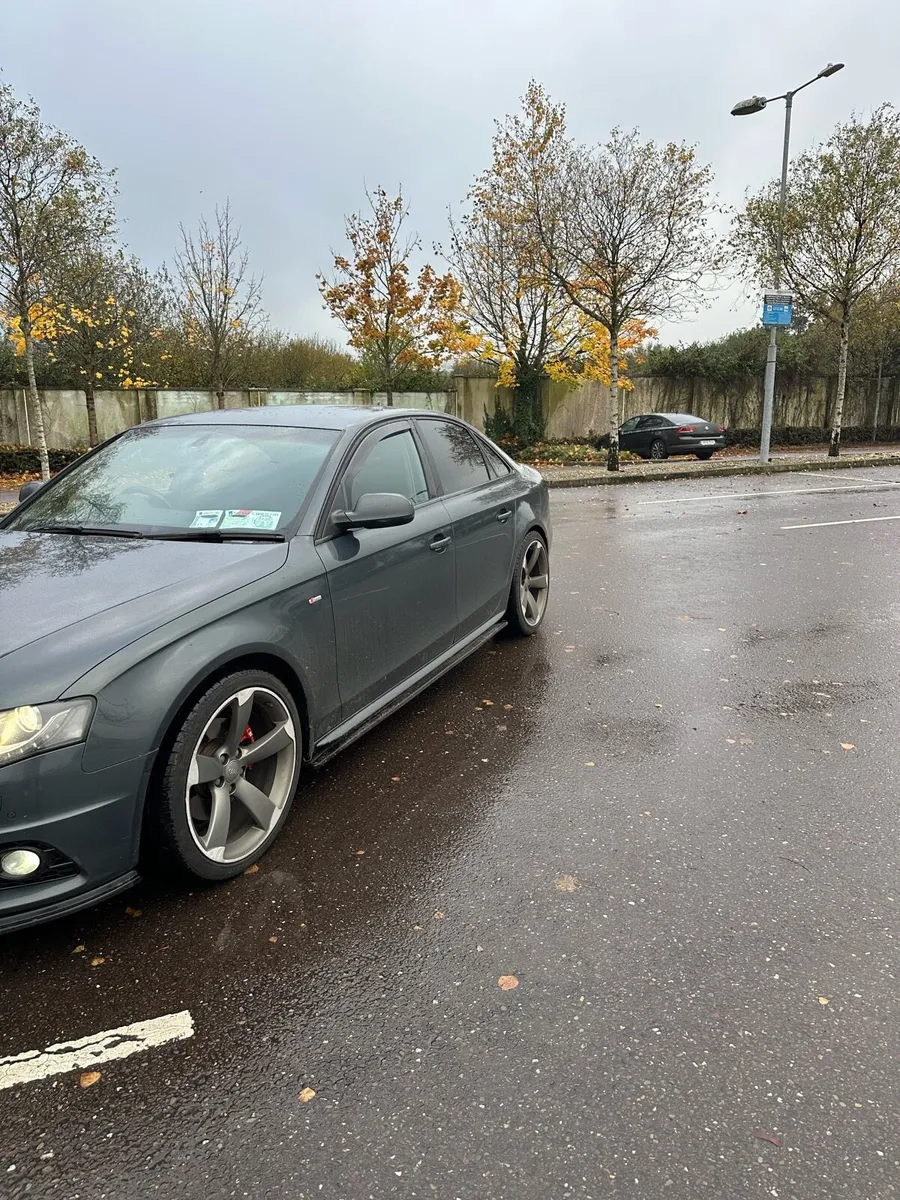 Audi A4 S line - Image 1