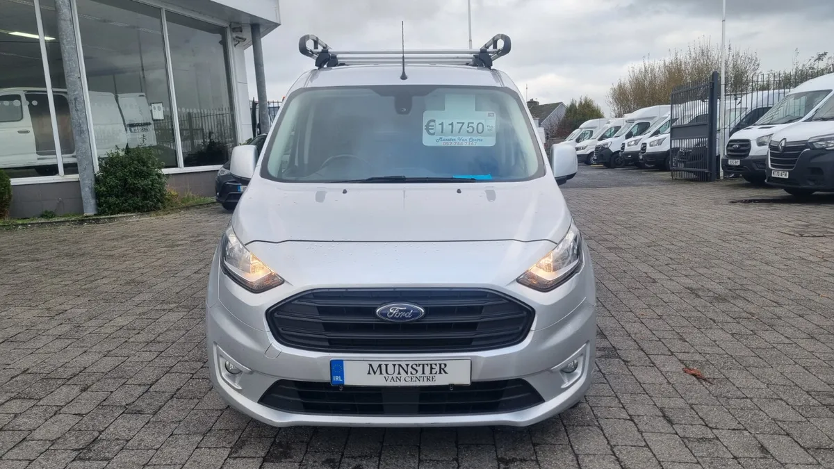 2020  CONNECT SWB LIMITED SPEC 120BHP 3 SEATS - Image 2