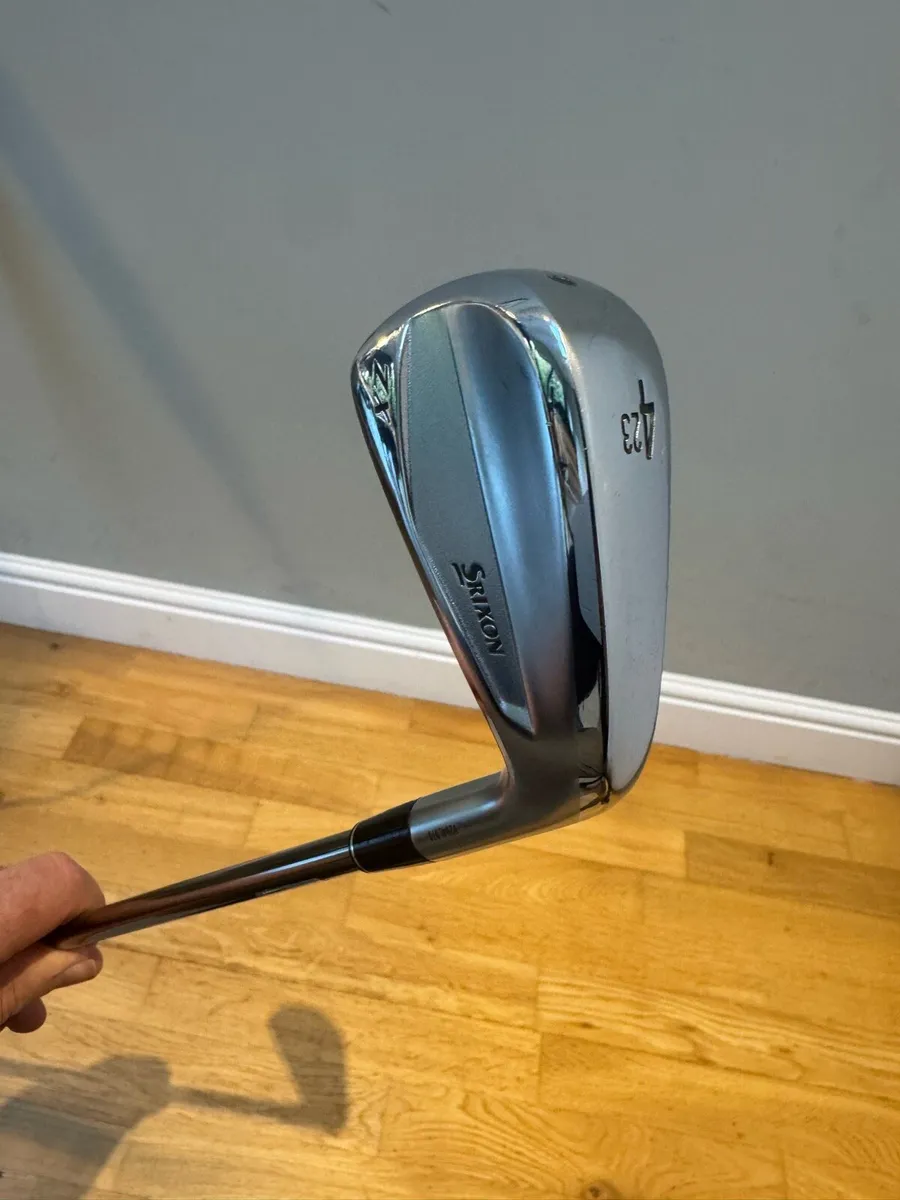 Srixon ZX 4 iron / 23 degree / Recoil 95 F3 - Image 1