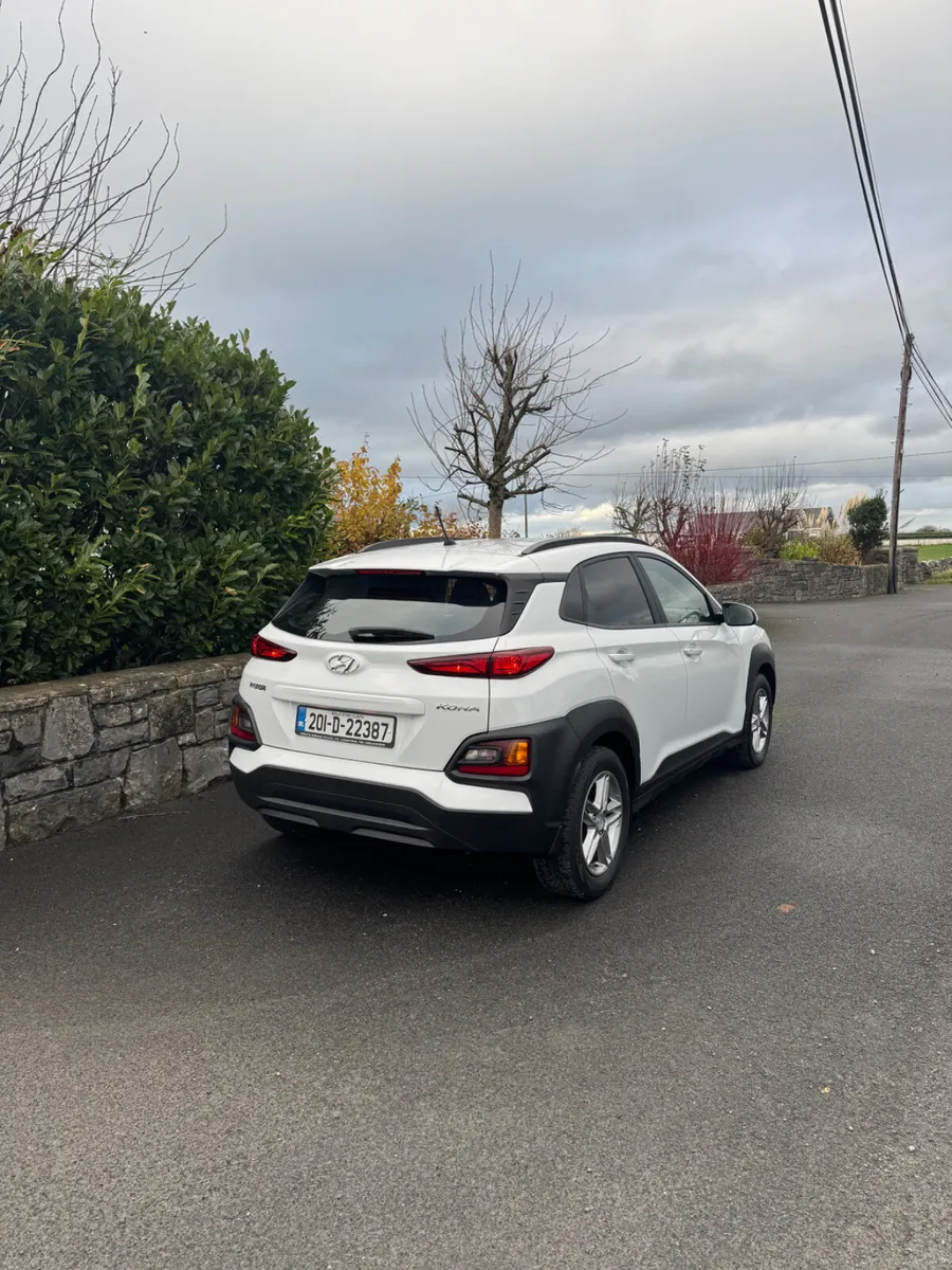 Hyundai KONA 2020 ONLY 69 KM - Image 3