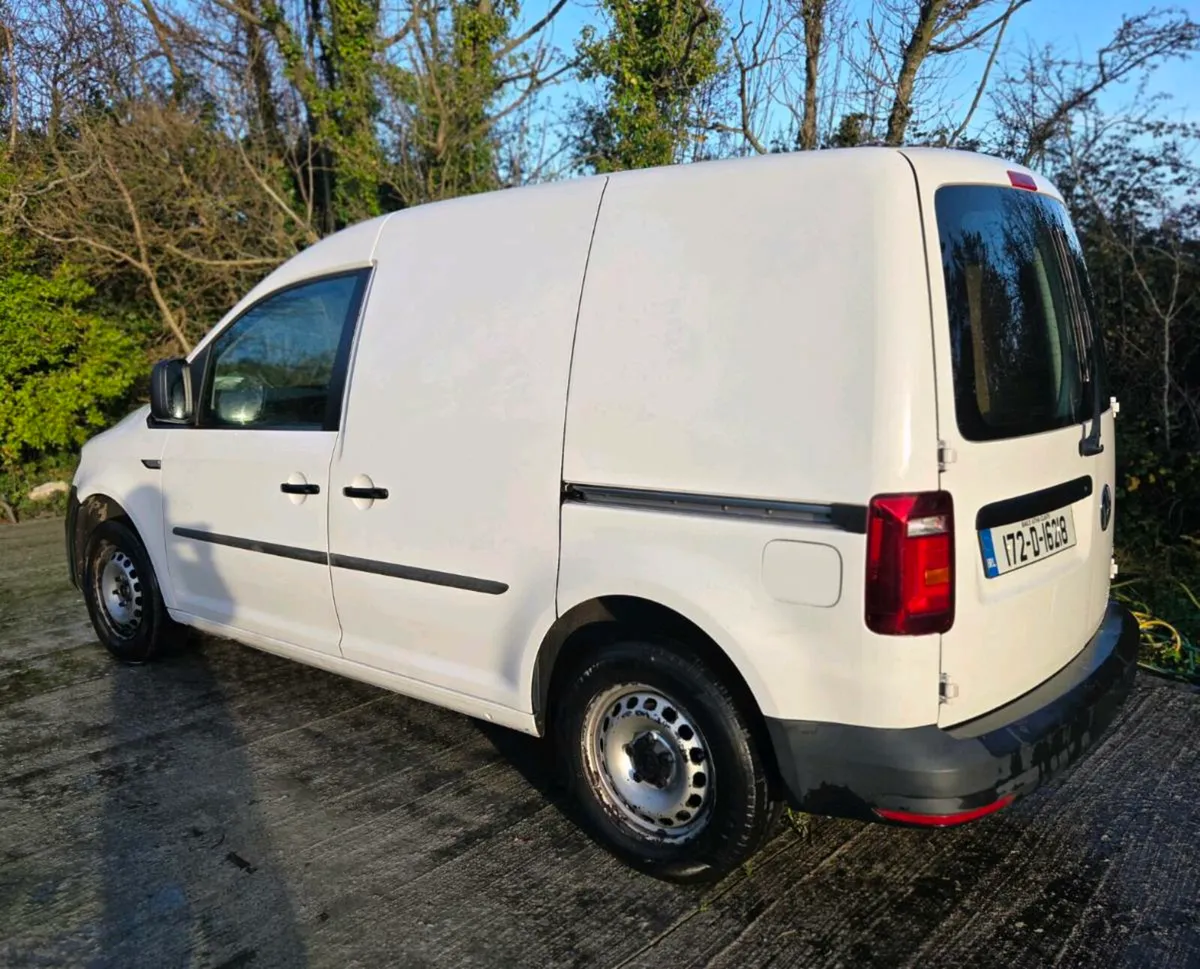 2017 Volkwagon Caddy - Image 3