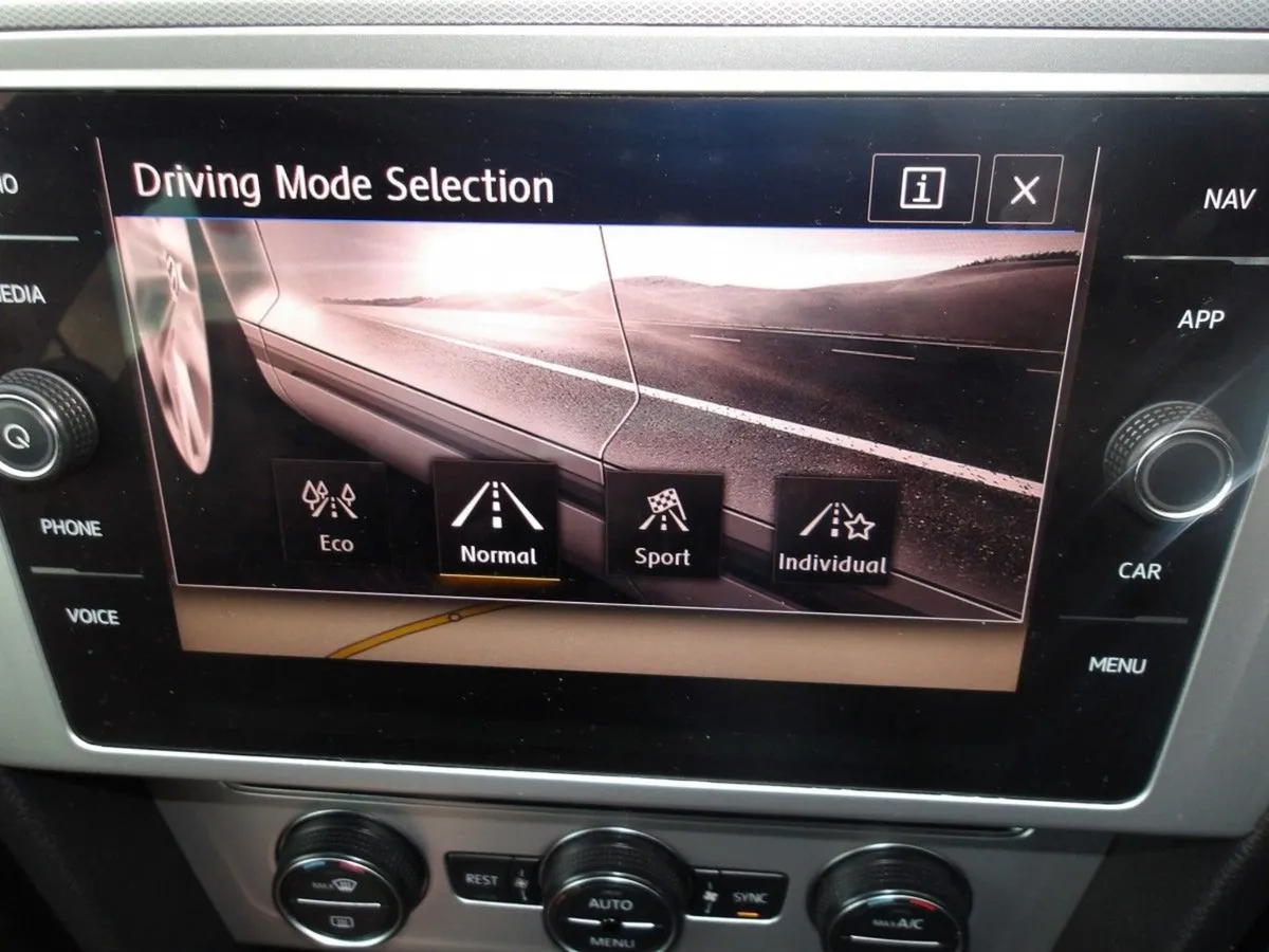 Volkswagen Passat 1.6 TDI 120HP Comfortline Winte - Image 4