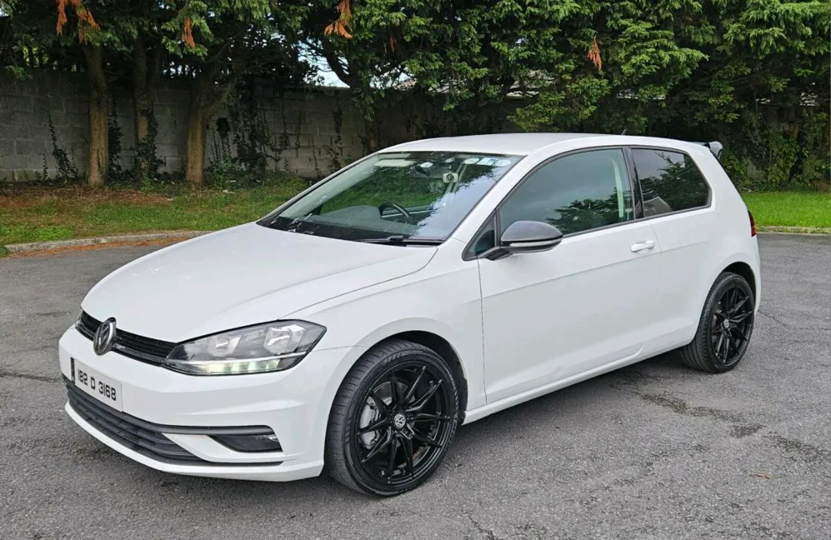 Volkswagen Golf 7.5 2018 – 1.6 TDI | Full Service - Image 2