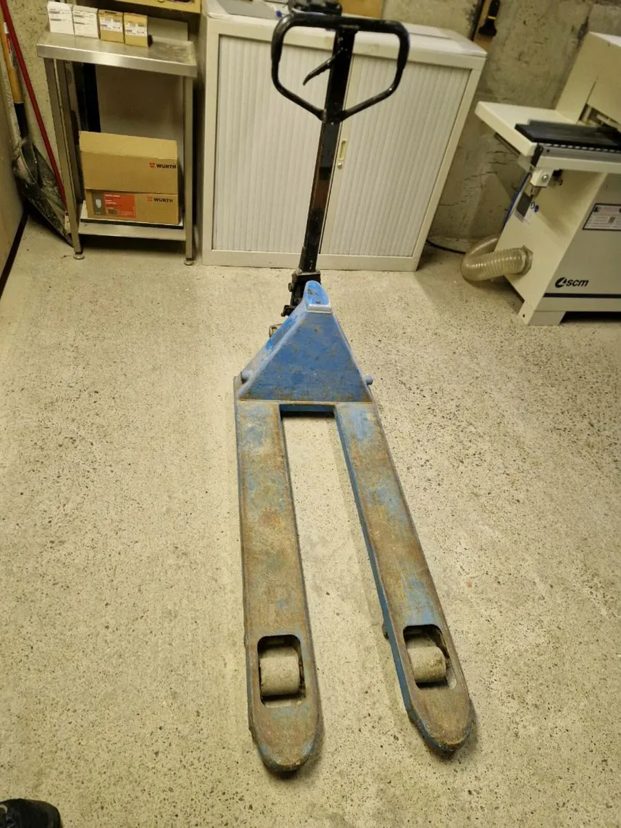Pallet truck - Image 3