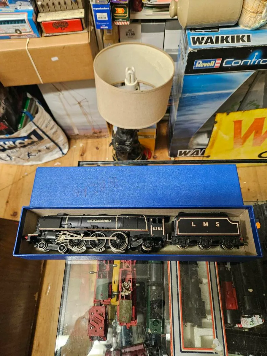 Hornby OO Gauge Wrenn City of Trent Steam Engine - Image 1