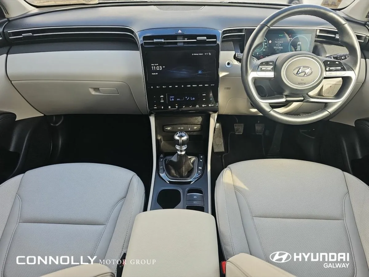 Hyundai Tucson 2WD Executive Plus - Image 4