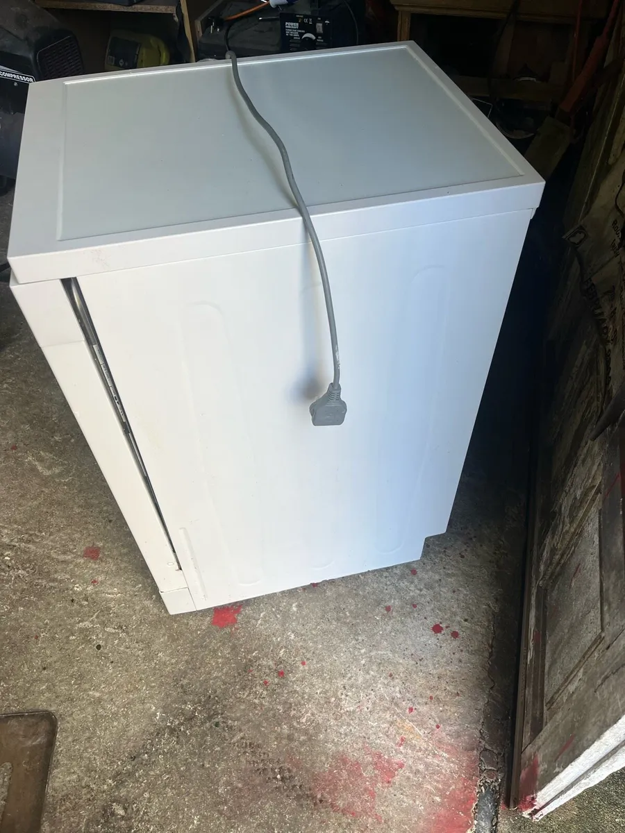 Dishwasher - Image 4
