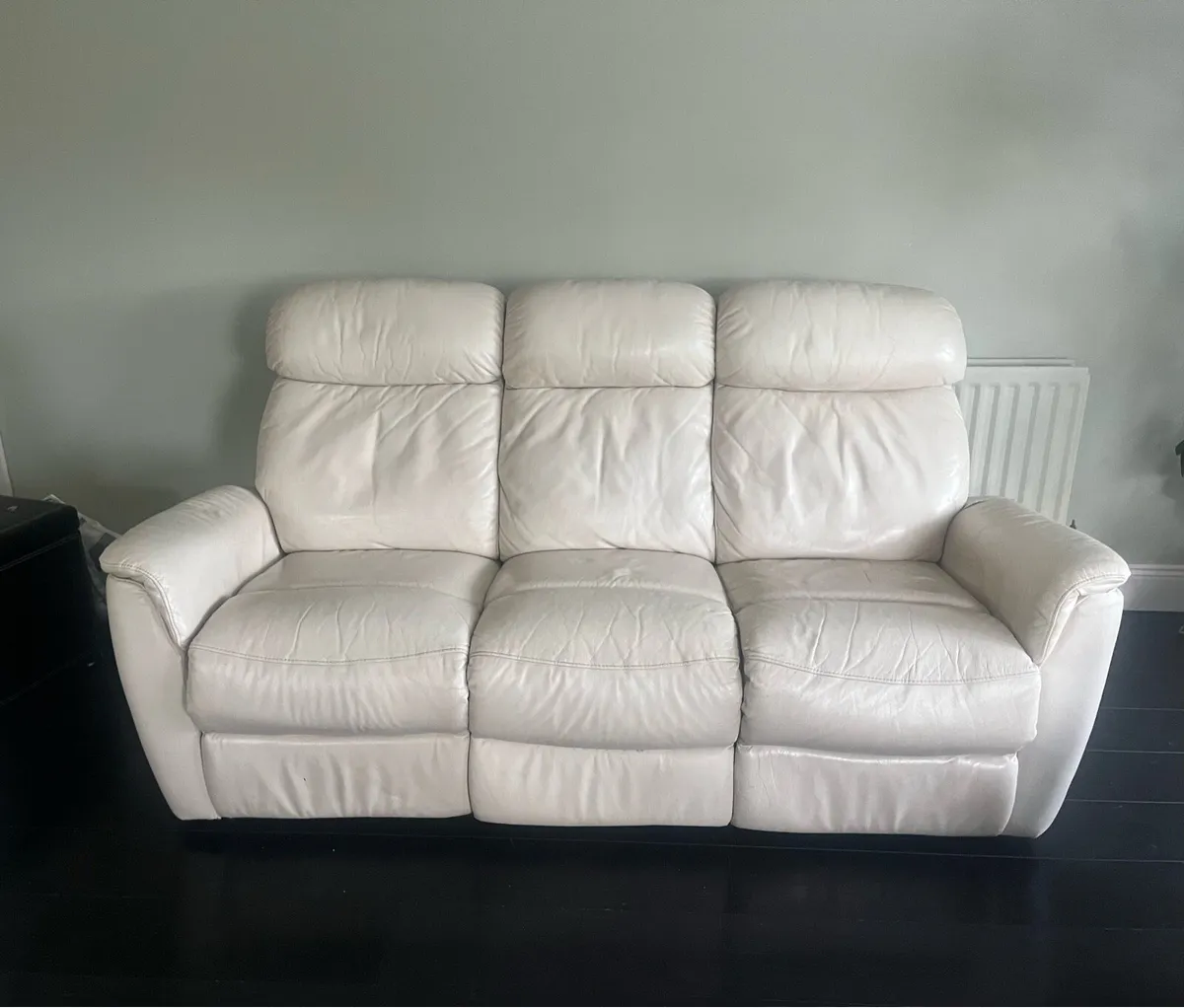 3 piece leather sofa - Image 3