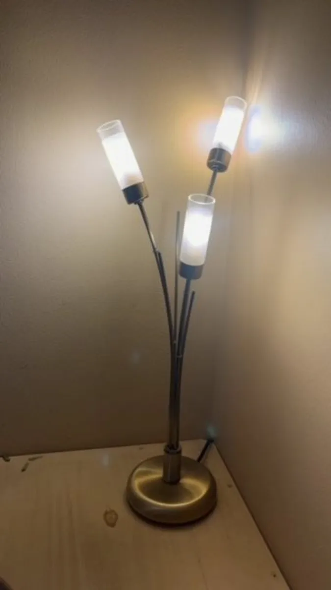 table lamp and pendant - Image 4