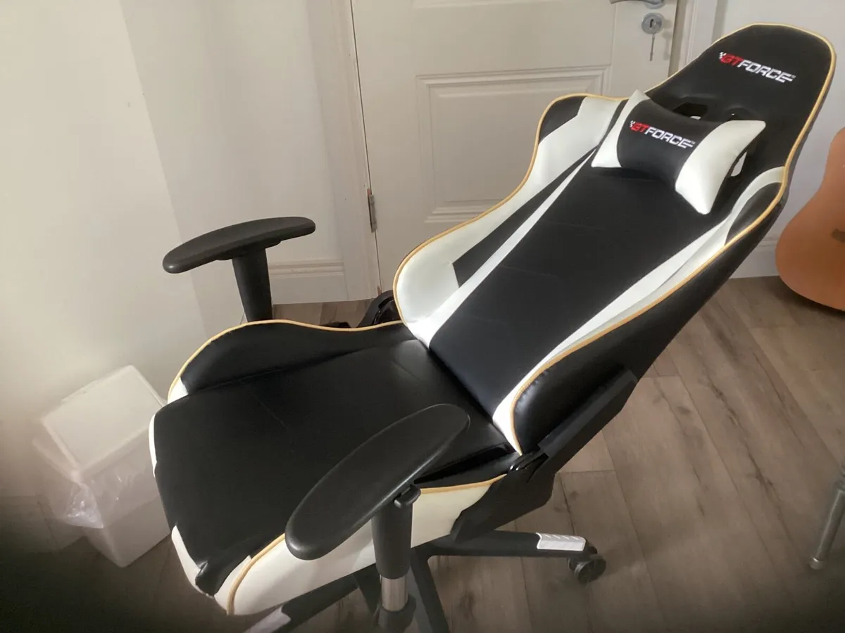 Gaming chair - Image 3