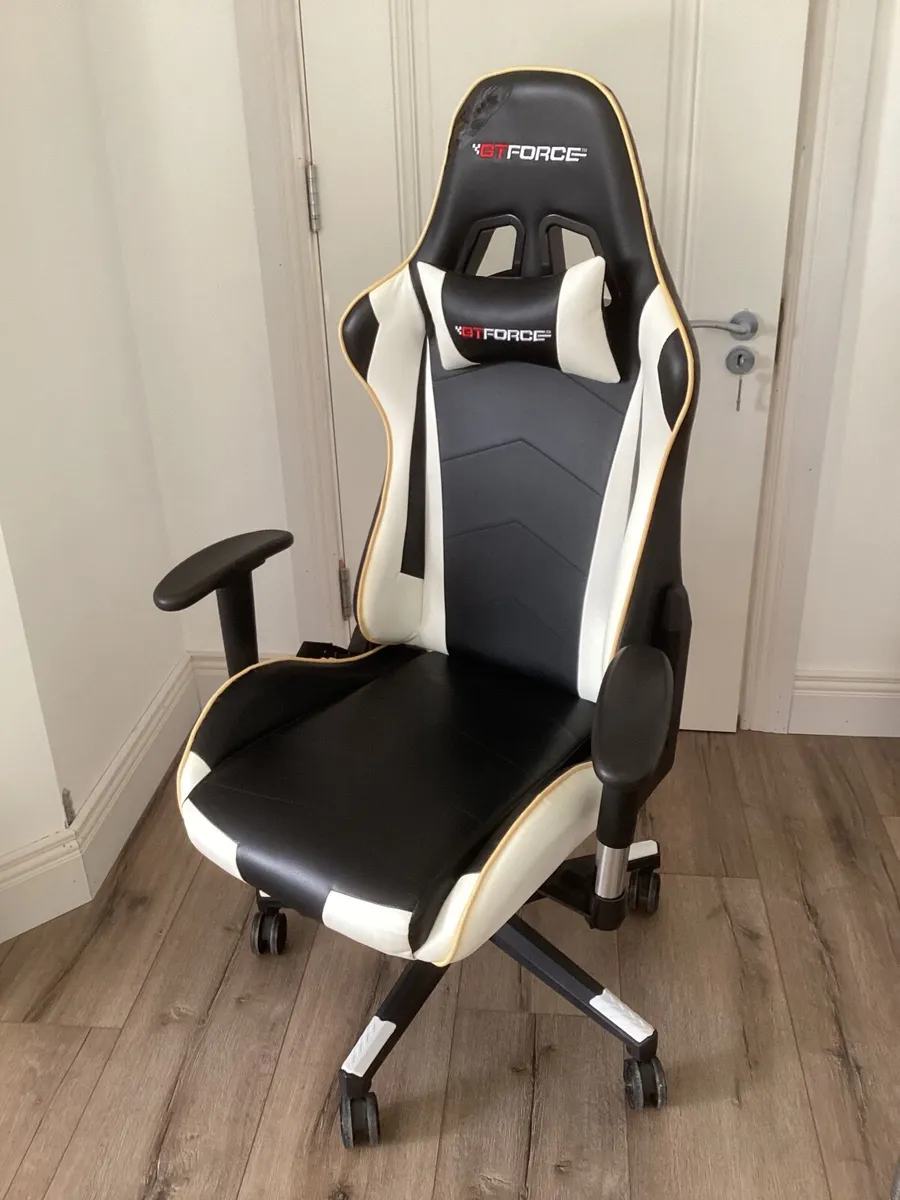 Gaming chair - Image 4