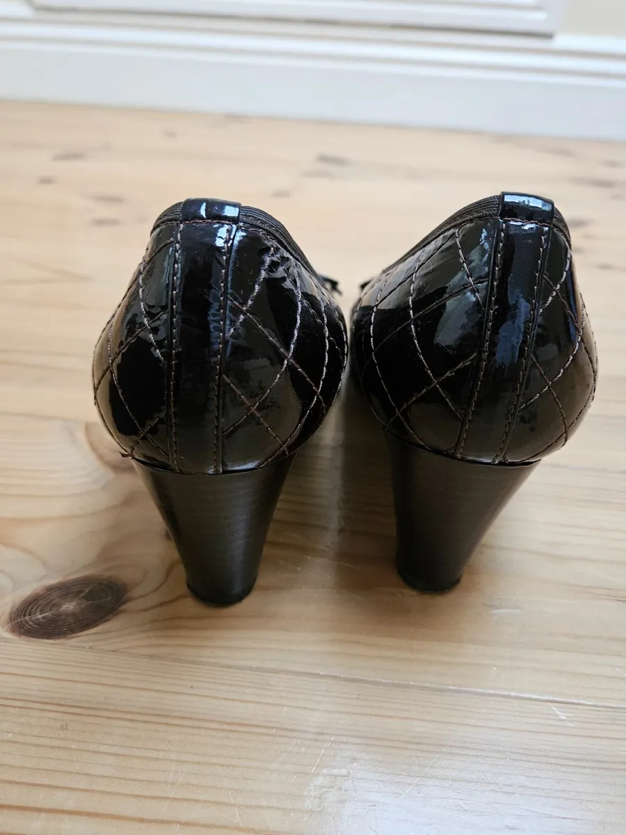 Women's Shoes Brown Size 37 - Image 2