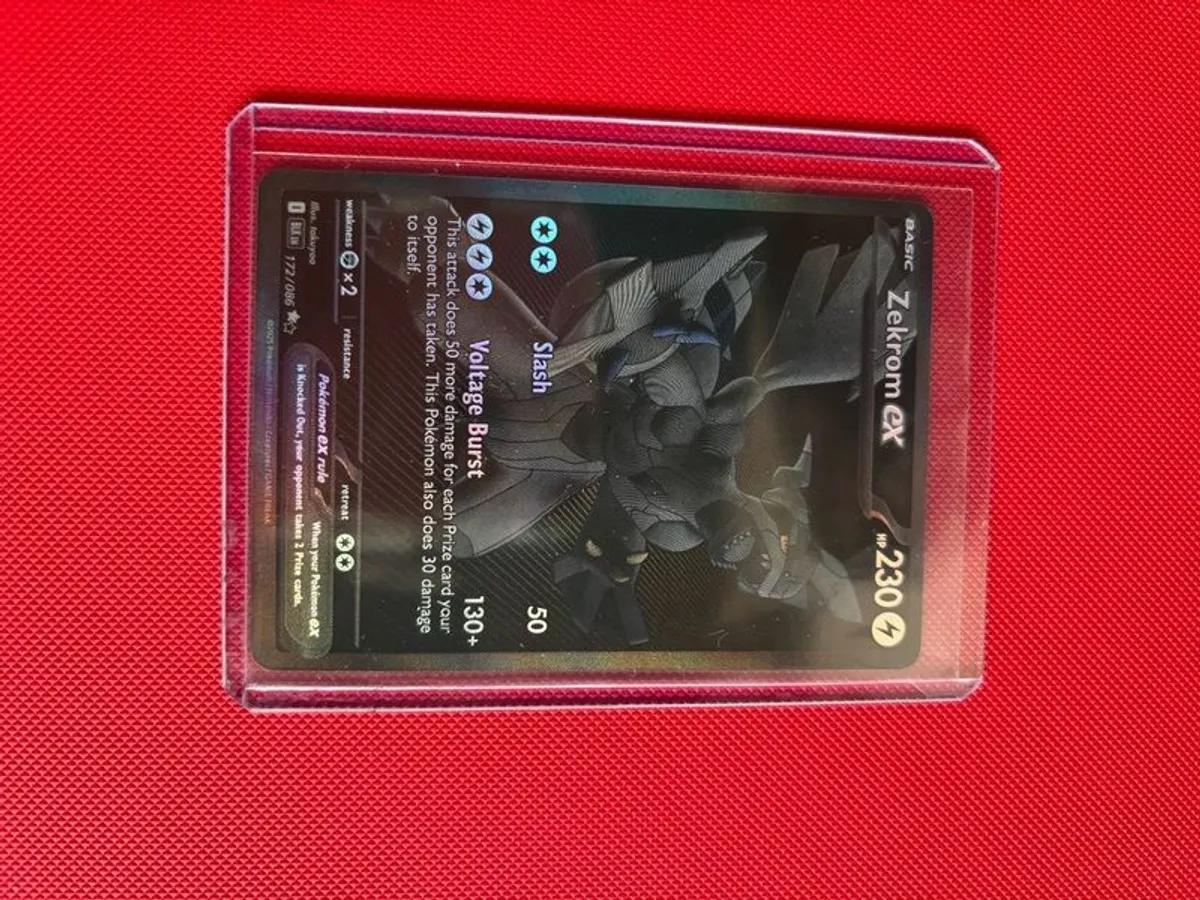 Pokemon Cards Zekrom BW Rare - Image 1