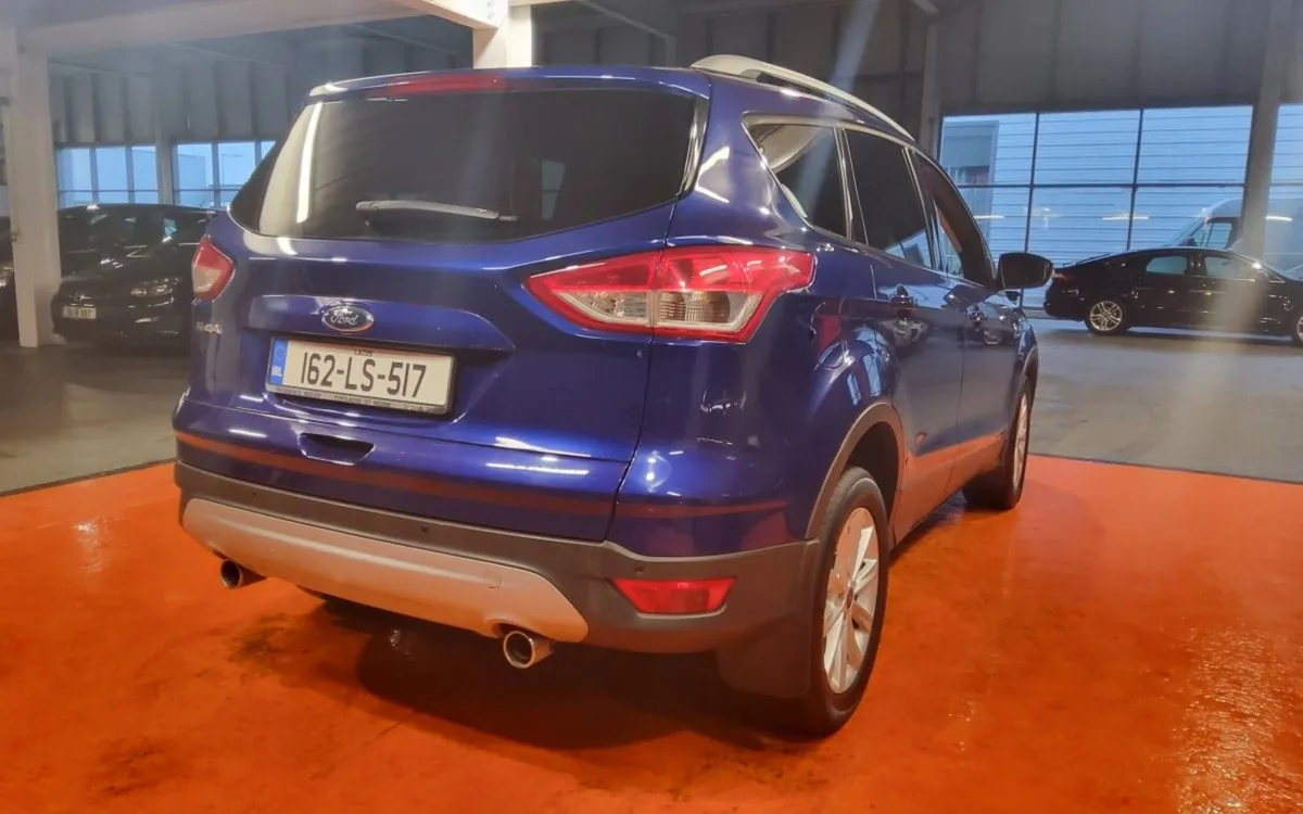 Ford Kuga 2.0tdci 120PS Titanium - Image 4