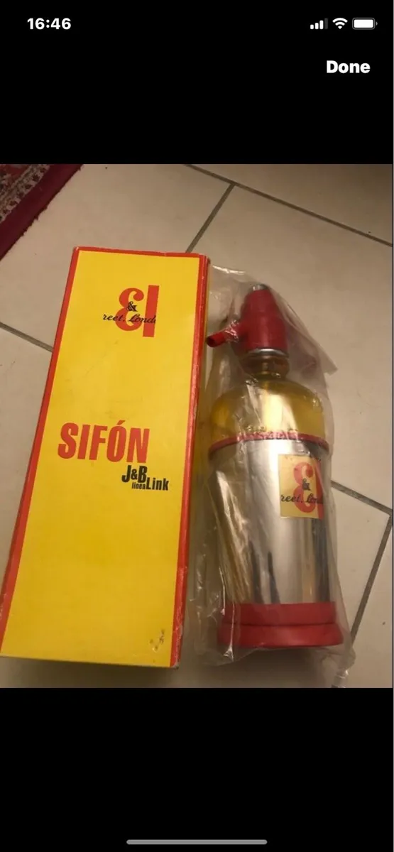 J & B Bar Siphon - Image 1