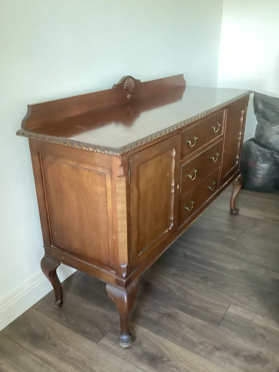 Dresser (sideboard) - Image 1