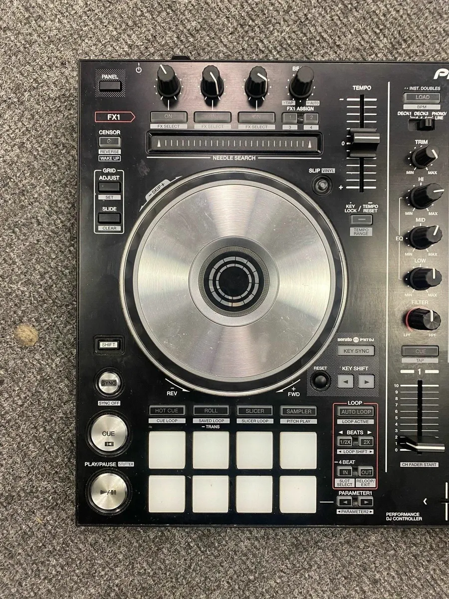 Pioneer DDJ SR2 with Power Supply - Image 3