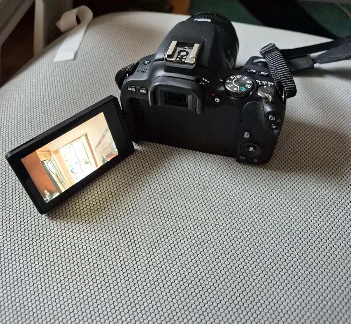 Canon Eos 200d Dslr Camera - Image 3