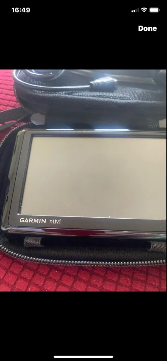 Garmin nuvi 1390 Portable GPS Navigator - Image 2