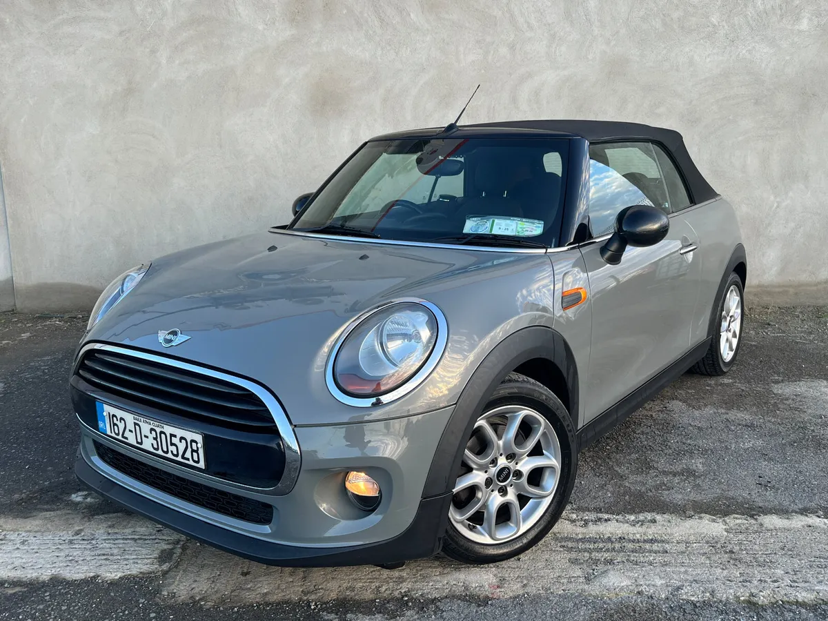 Mini Cooper Auto Converible - Image 1
