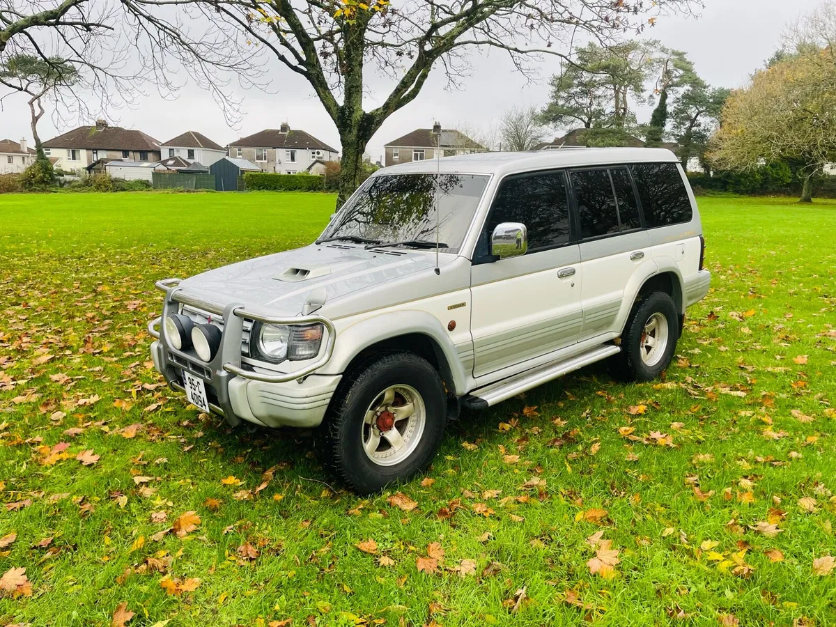 1995 Mitsubishi pajero 2.8 (auto) - Image 1