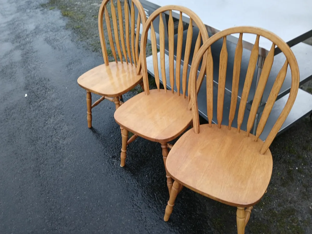Kitchen 💺 💺 💺...chairs lot of (3)...delivered - Image 1