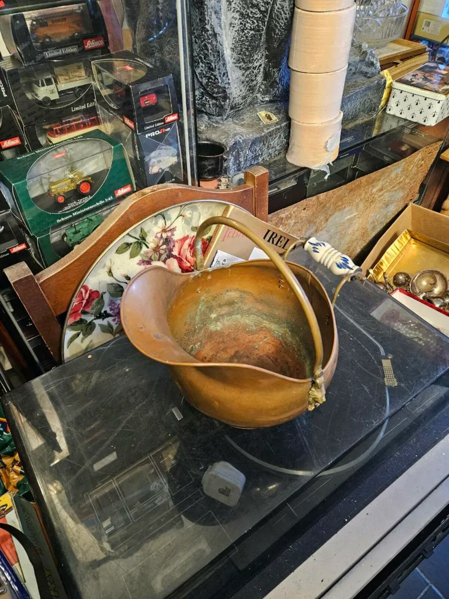 Vintage Antique Copper Bucket - Image 2