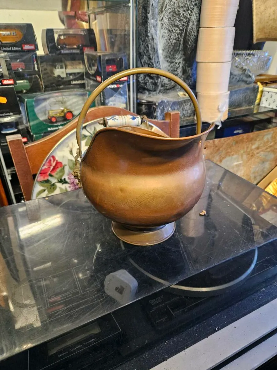 Vintage Antique Copper Bucket - Image 3