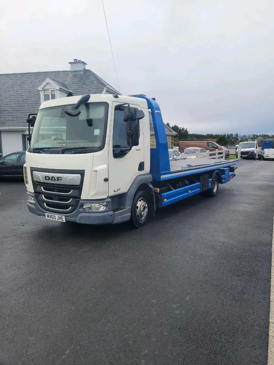 2019 daf lf 45 180 recovery truck - Image 1