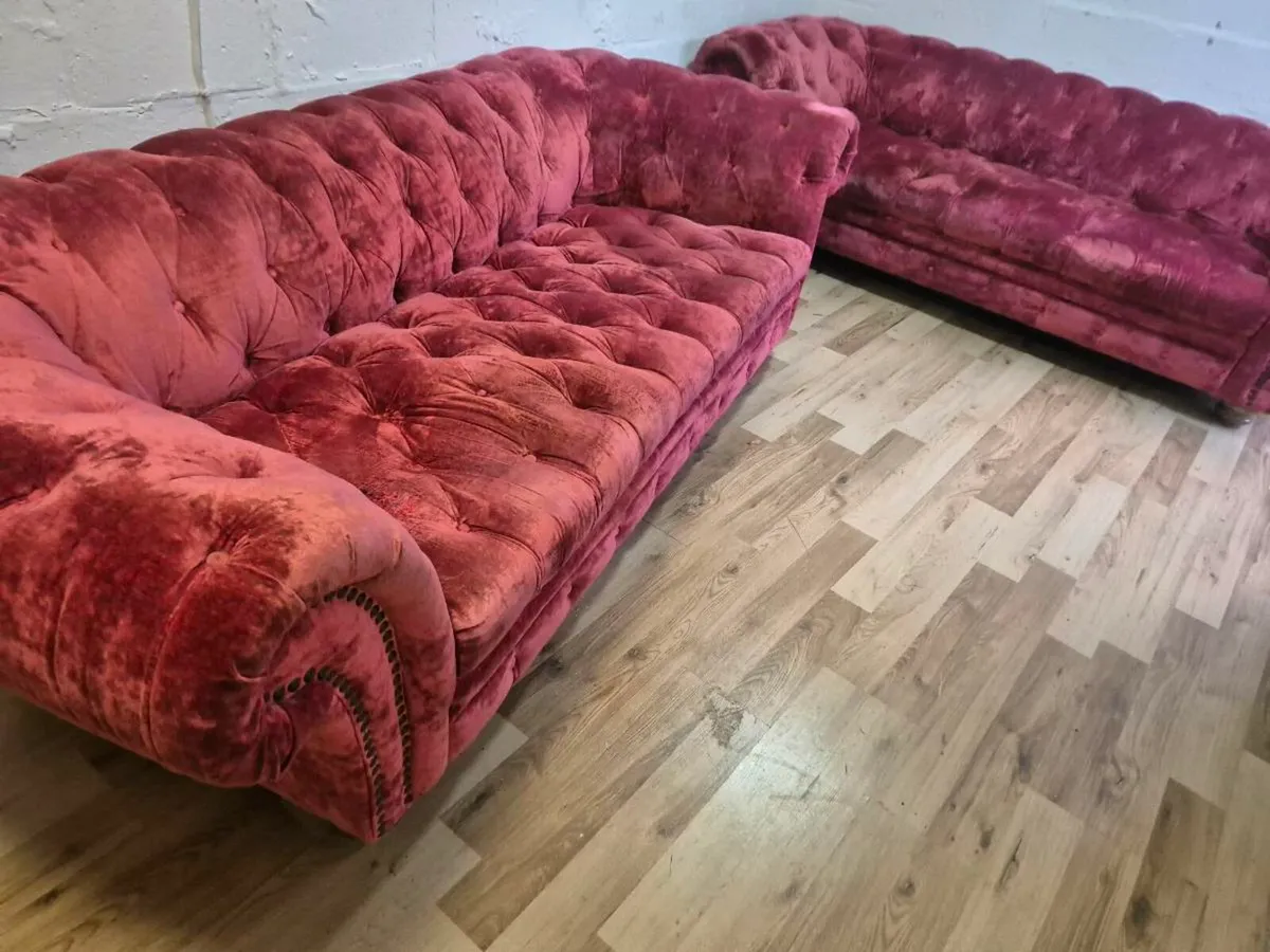 Chesterfield sofas .Delivery - Image 3