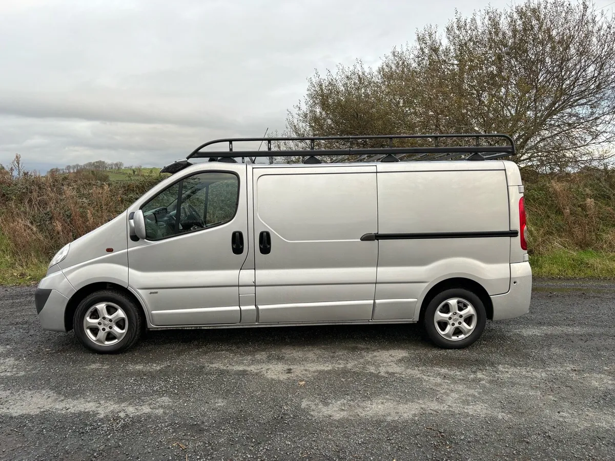 Vauxhall vivaro sportive 2013 - Image 2
