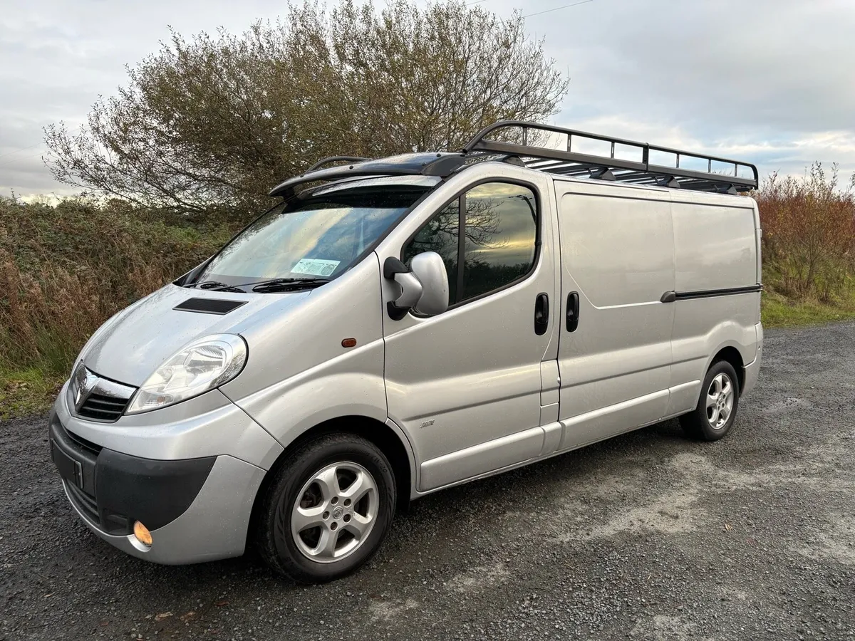 Vauxhall vivaro sportive 2013 - Image 4