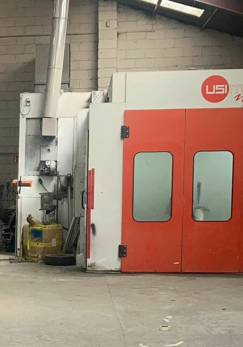 Usi Italia Spraybooth - Image 1