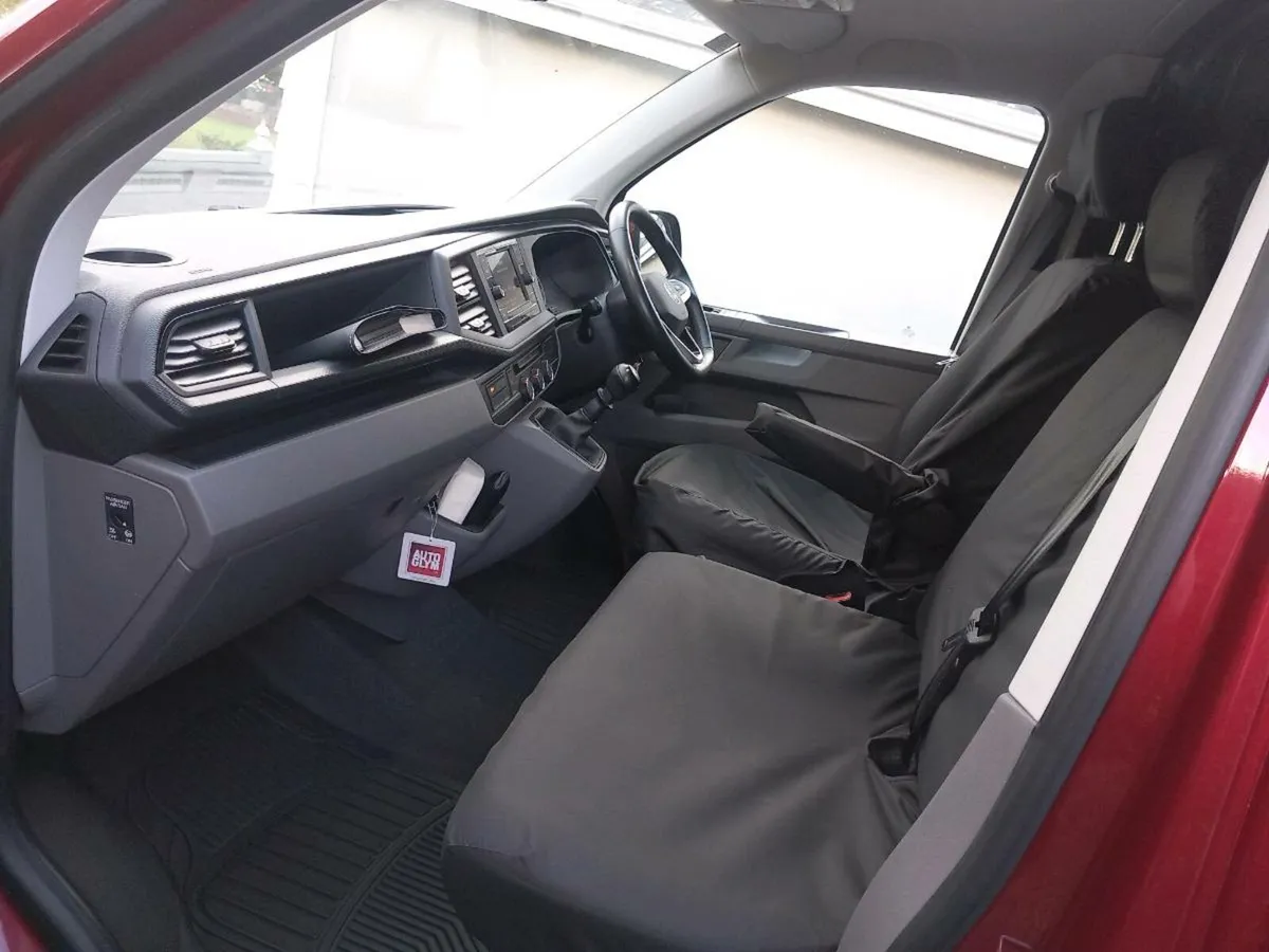 Volkswagen Transporter T28 - Image 4