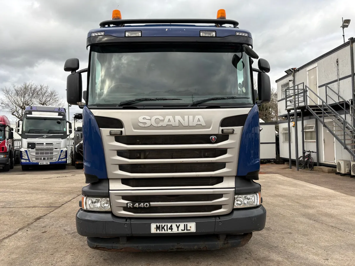 SCANIA R440 WITH 60 TON HIAB CRANE - Image 4
