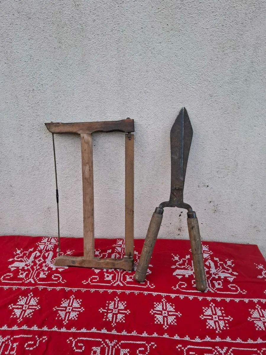 Duo old tools possible to post - Image 1