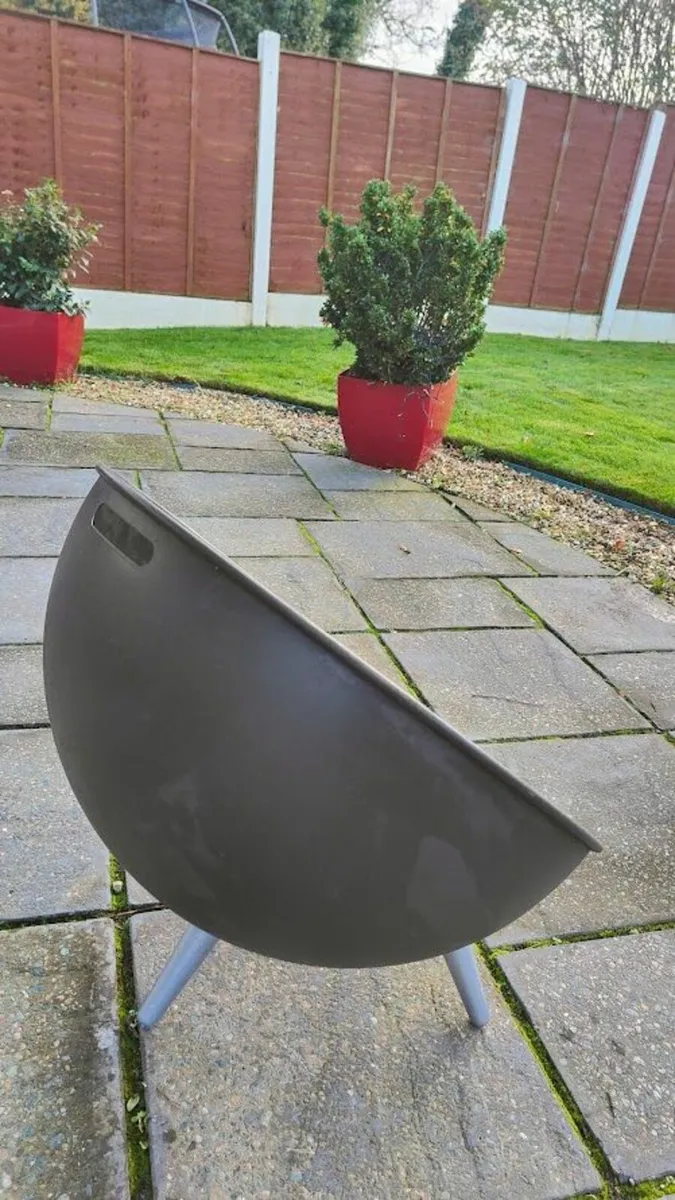 Fire pit - Image 4