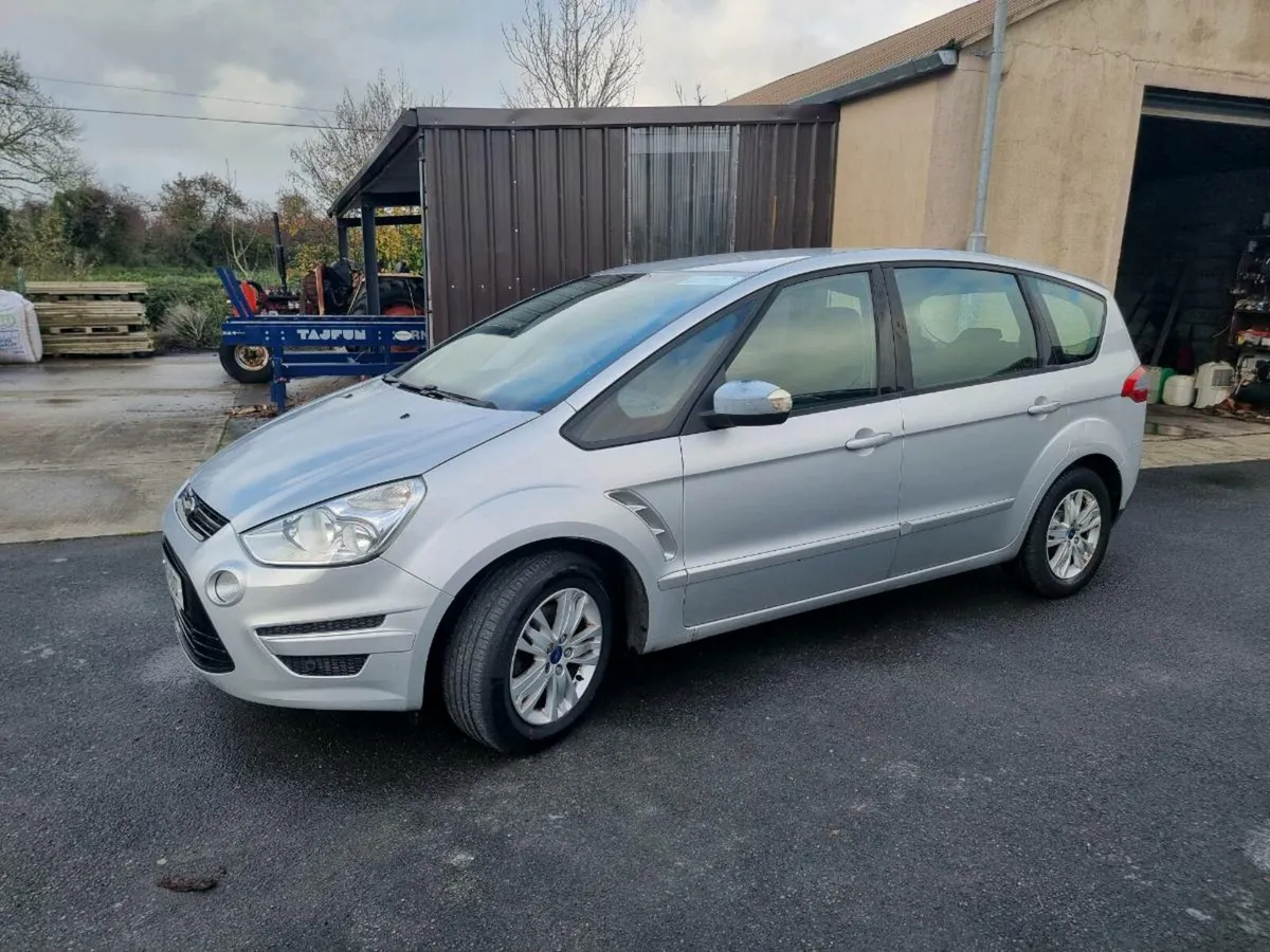 Ford S Max - Image 1